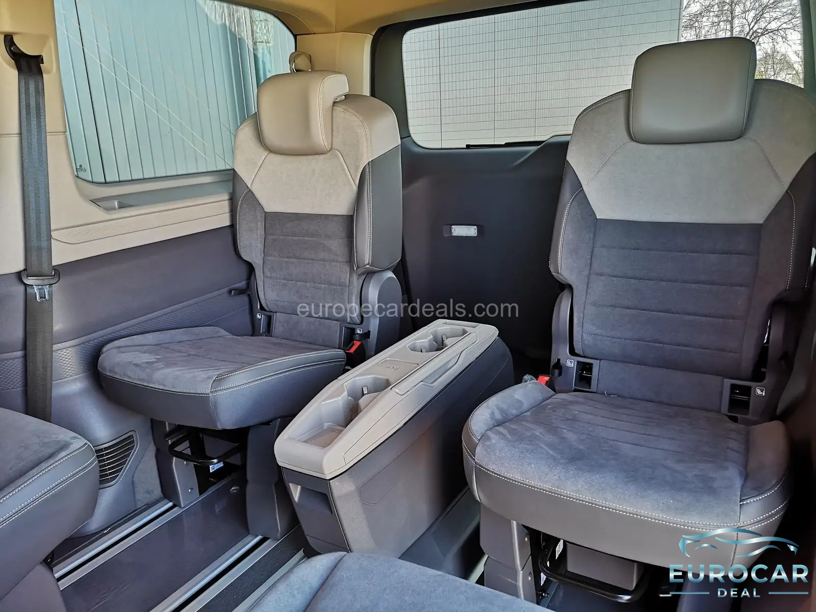 Volkswagen T7 California