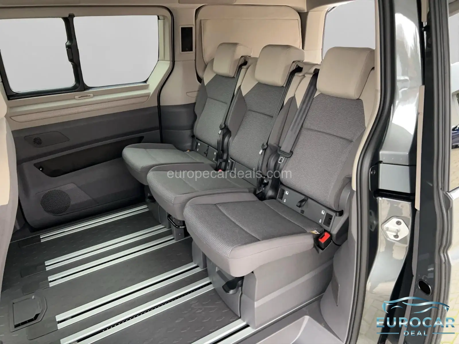Volkswagen T7 California