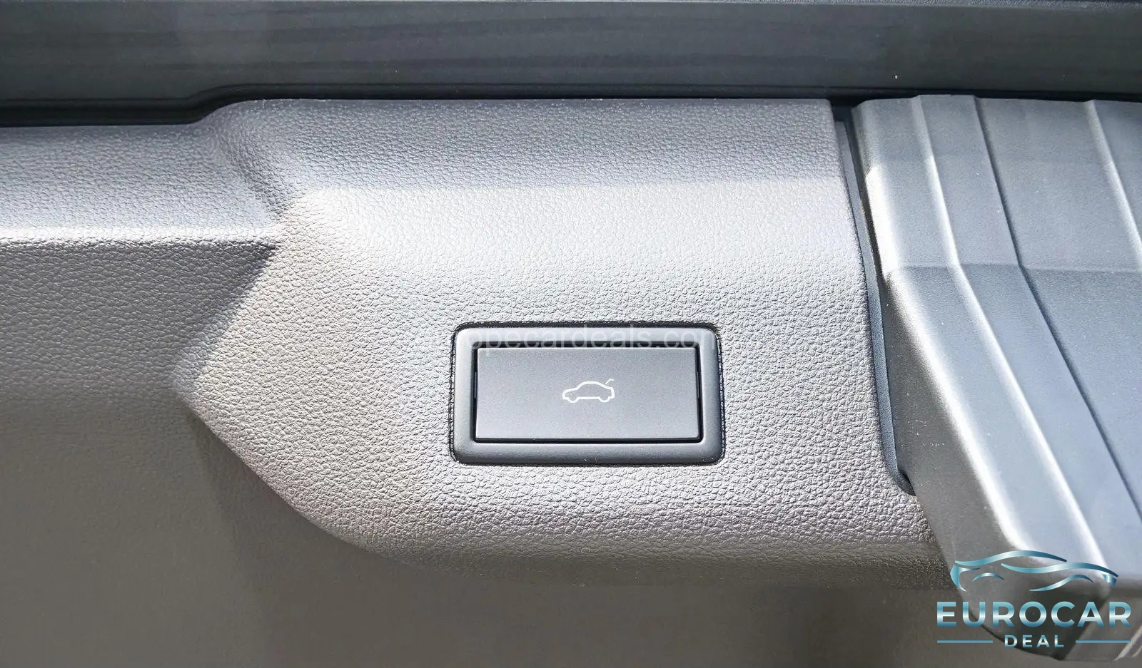 Volkswagen T7 California