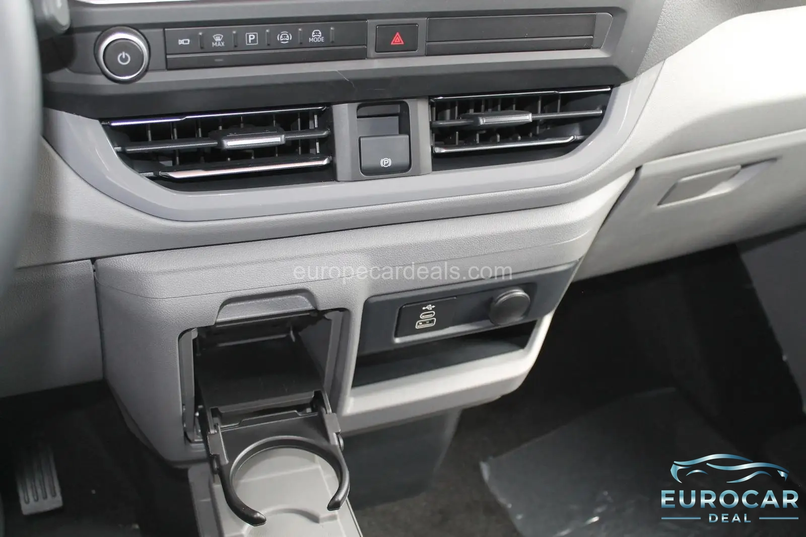 Volkswagen T7 Caravelle