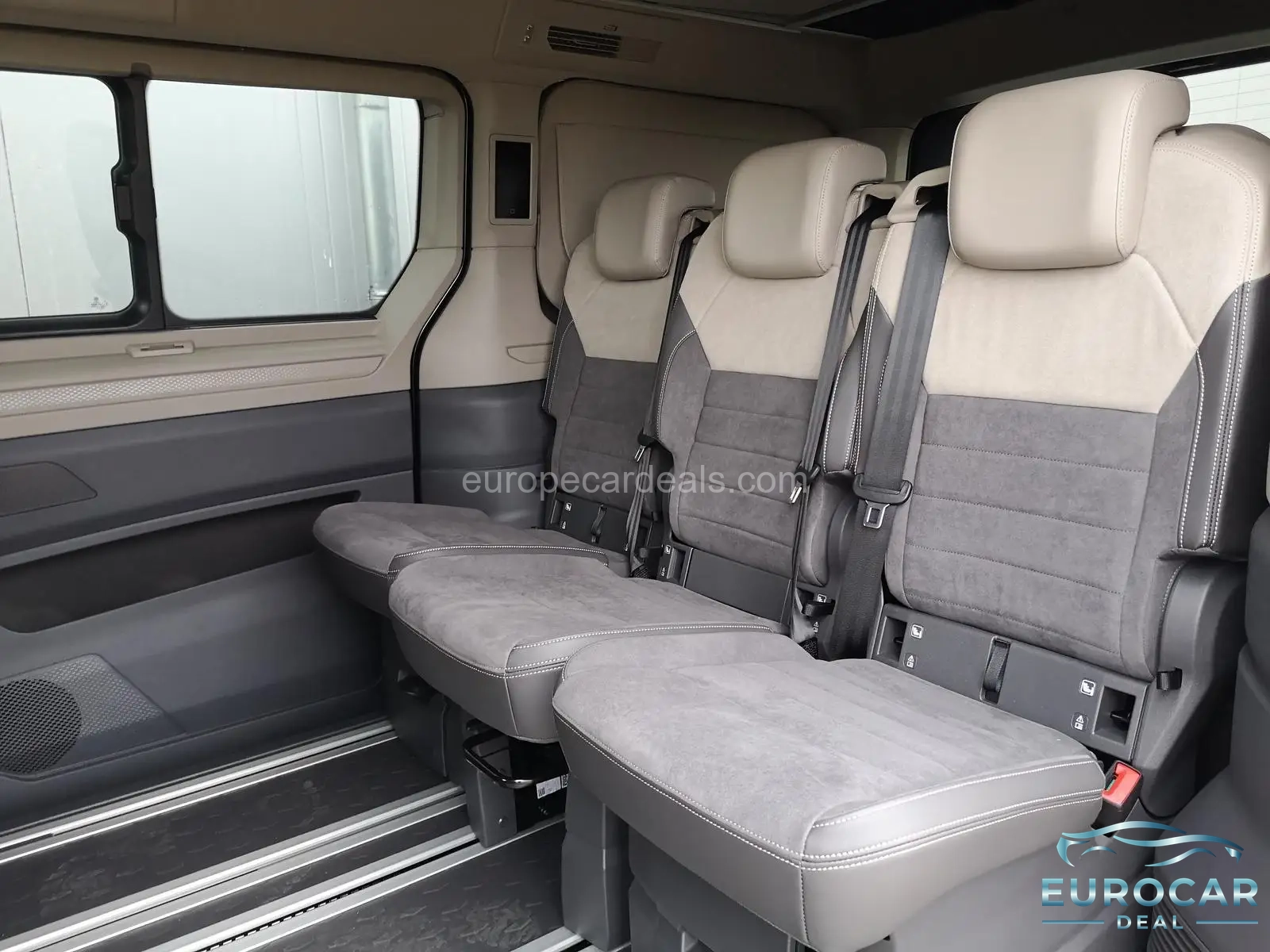 Volkswagen T7 California
