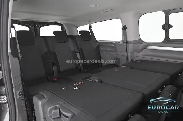 Volkswagen T7 Caravelle