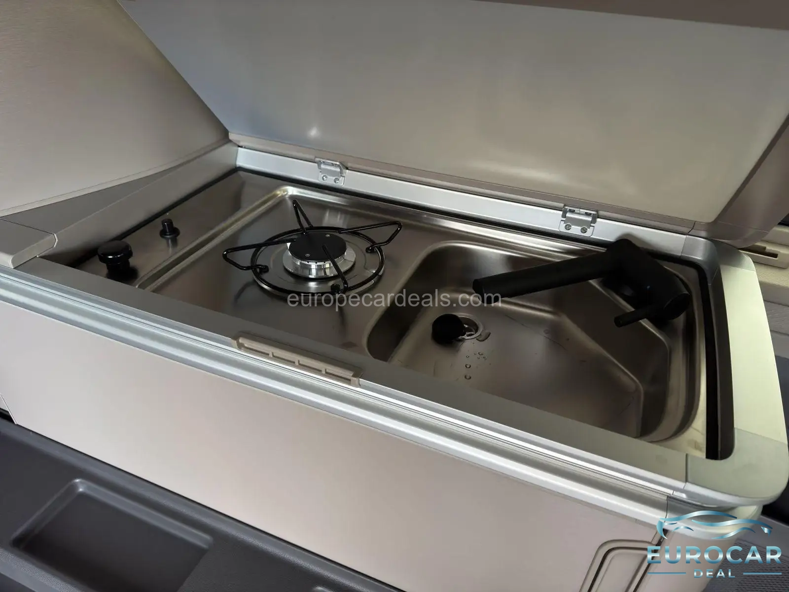 Volkswagen T7 California