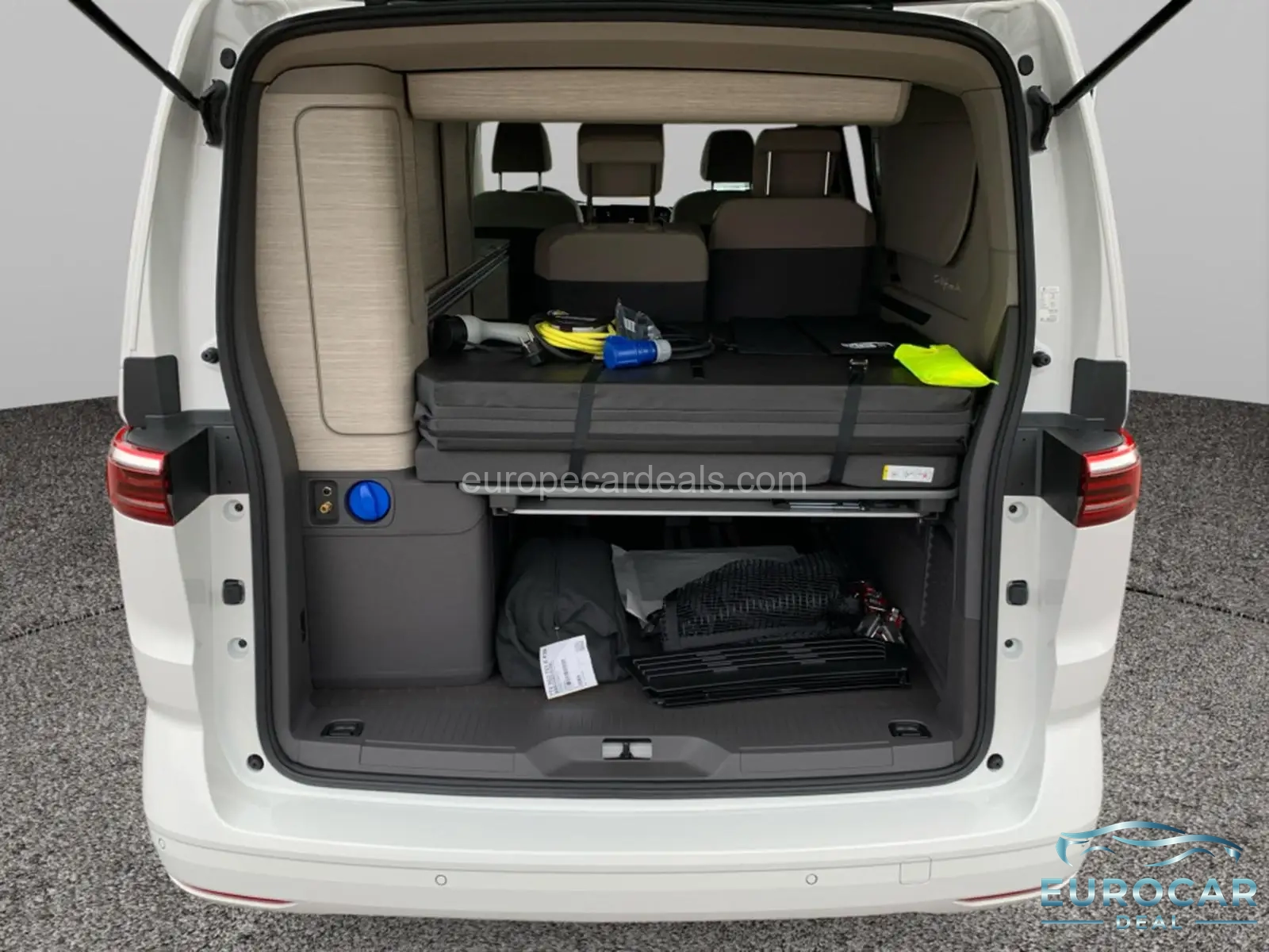 Volkswagen T7 California