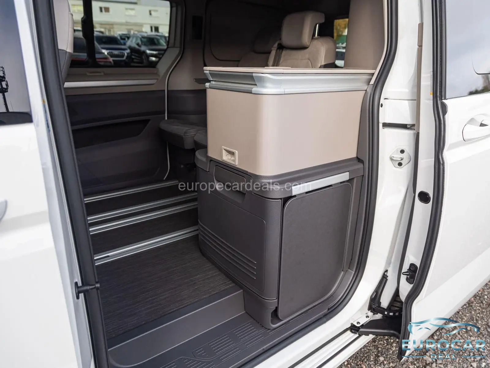 Volkswagen T7 California