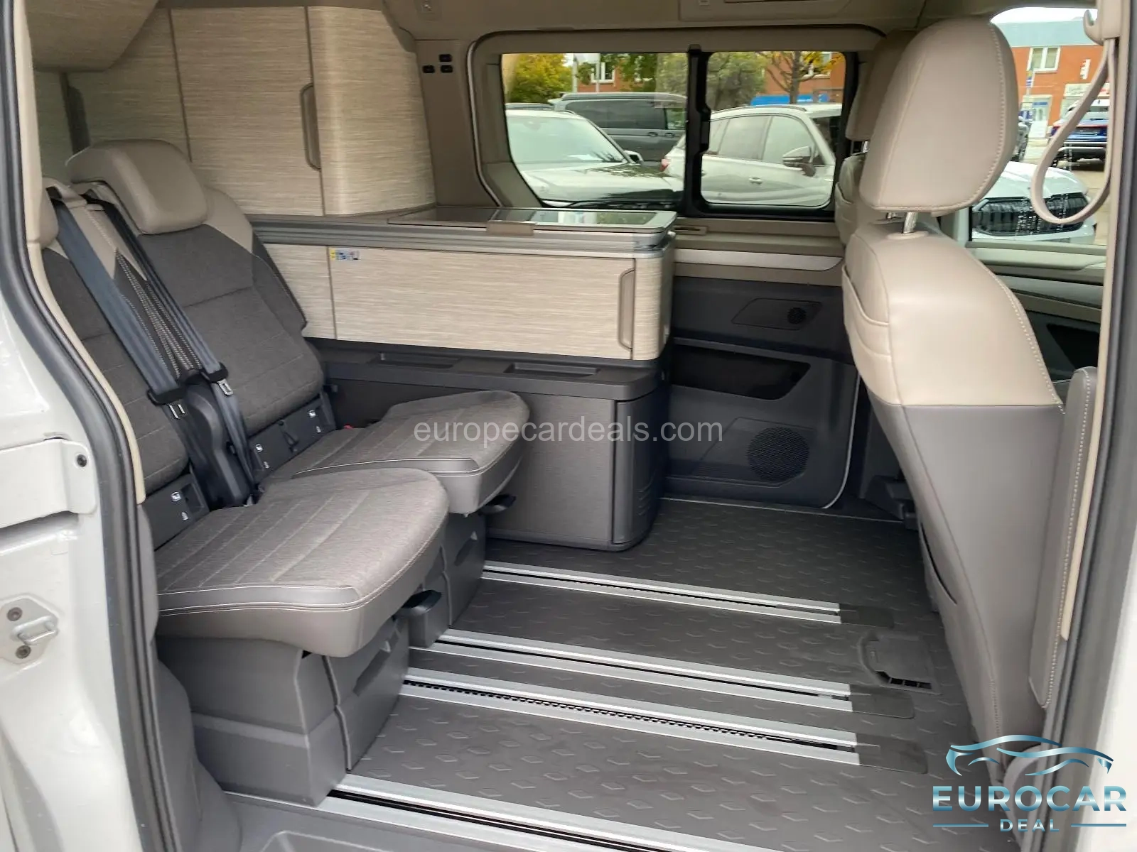 Volkswagen T7 California