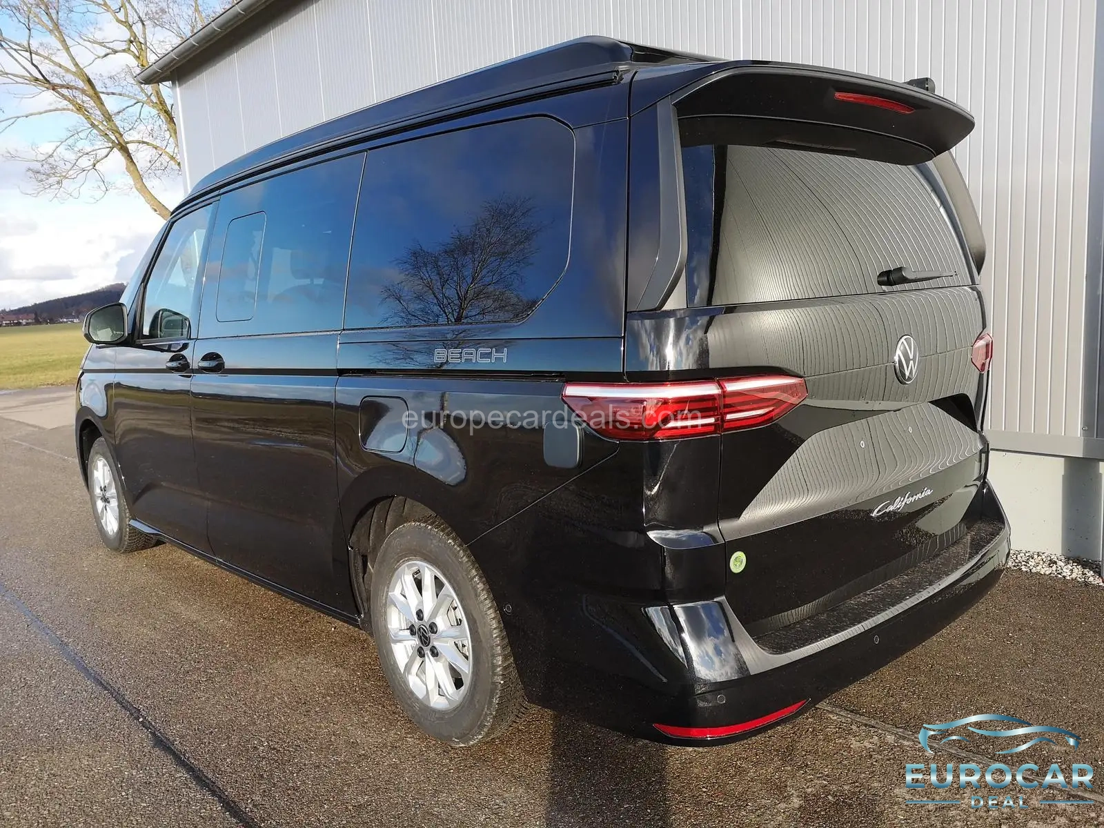 Volkswagen T7 California