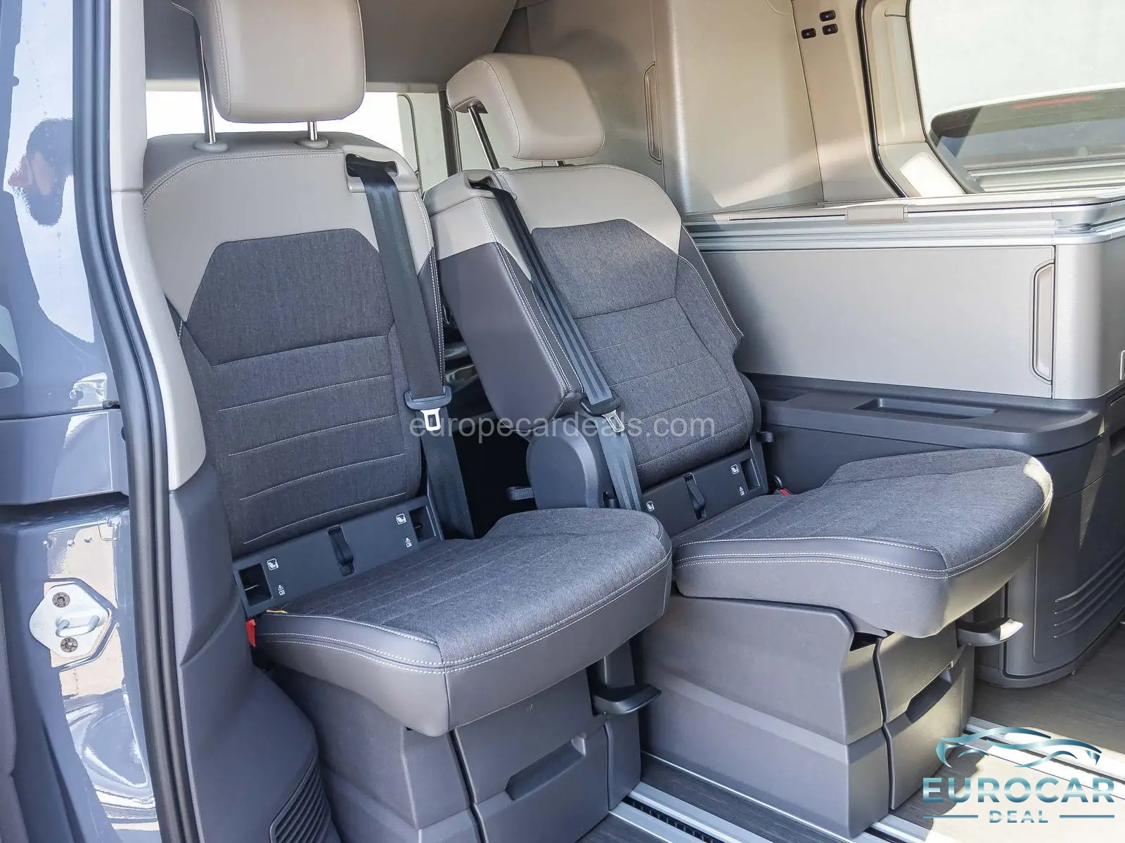 Volkswagen T7 California