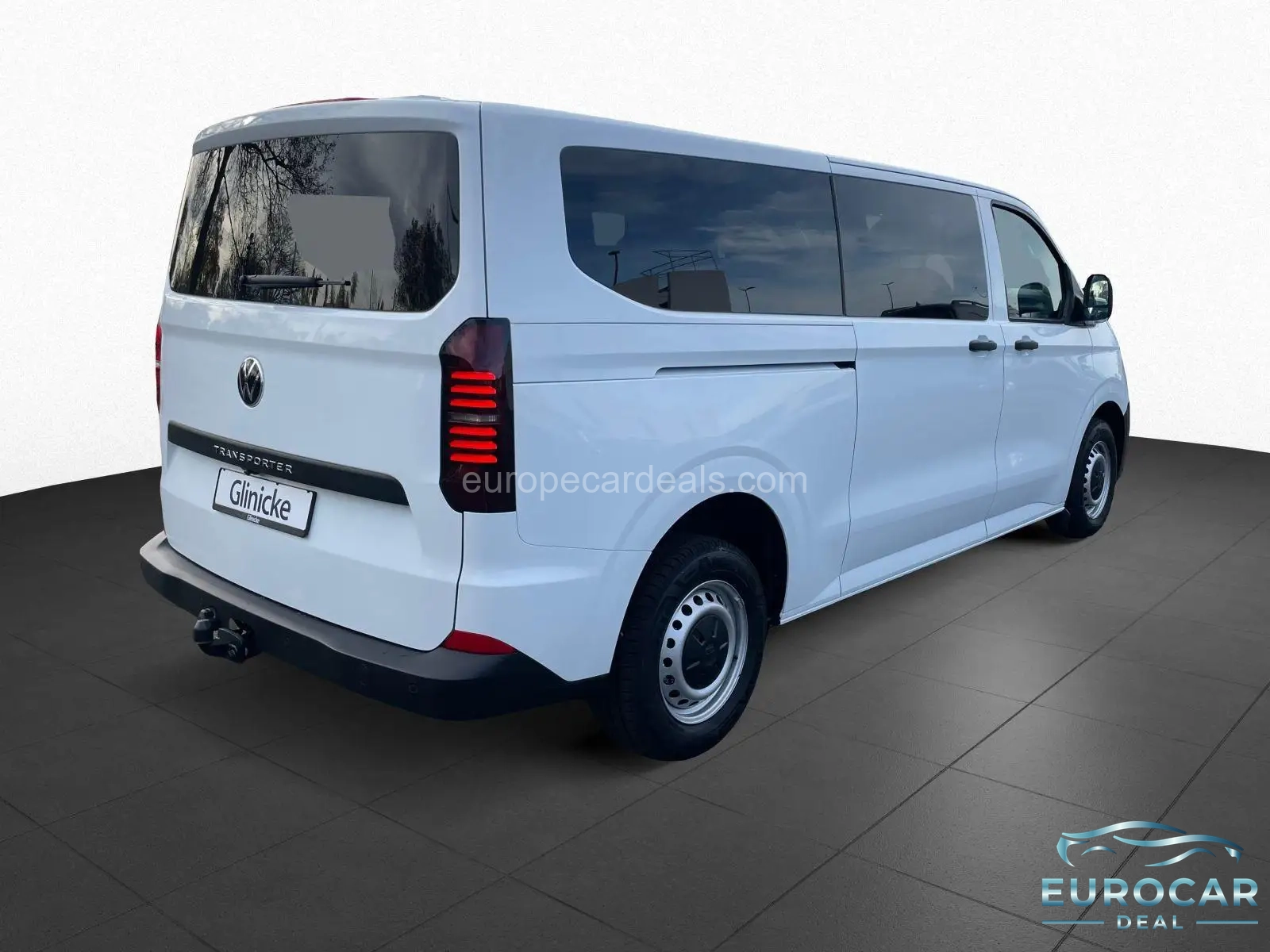 Volkswagen T7 Kombi