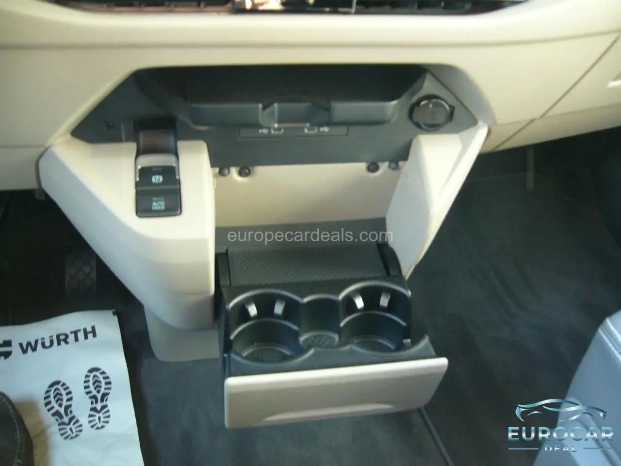 Volkswagen T7 California