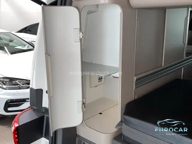 Volkswagen T7 California