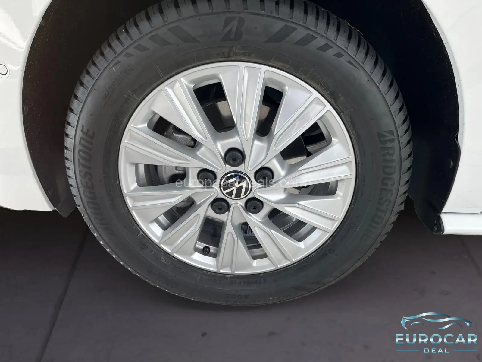 Volkswagen T7 California