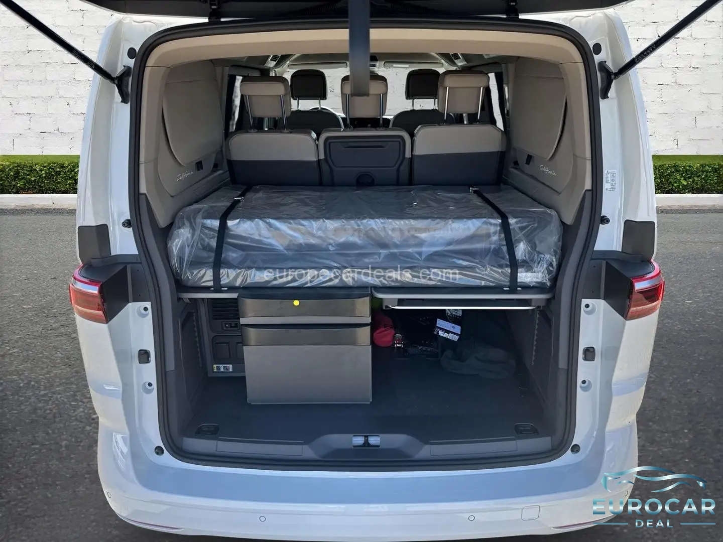 Volkswagen T7 California