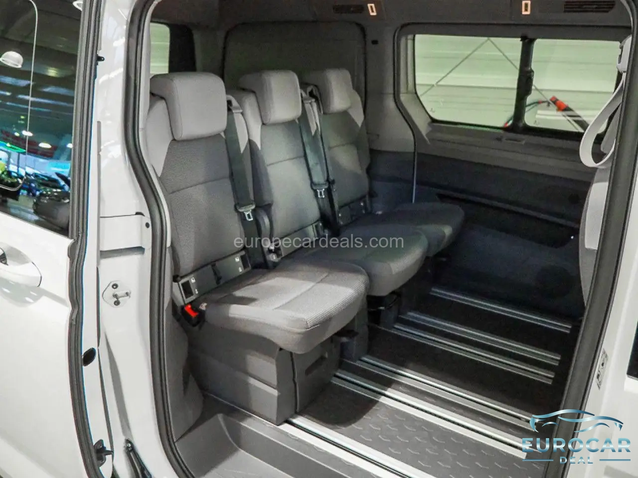 Volkswagen T7 California