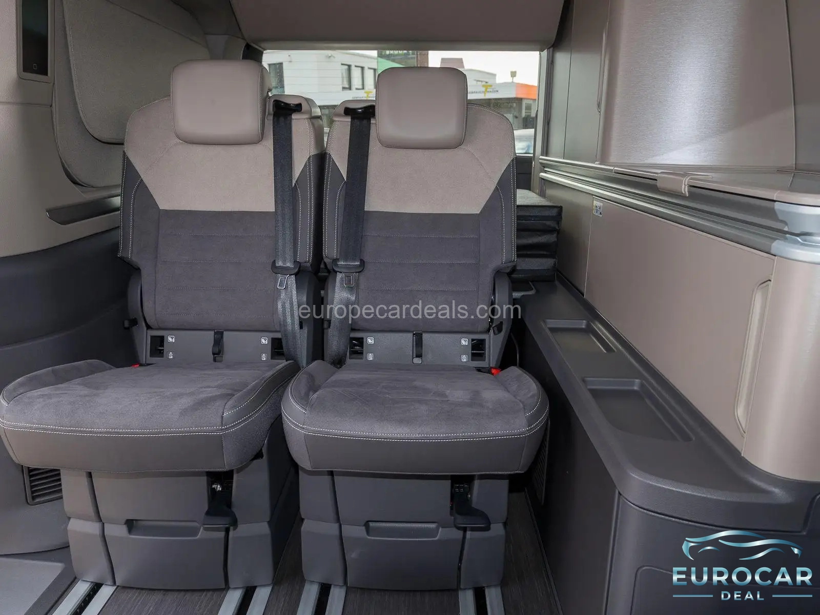 Volkswagen T7 California