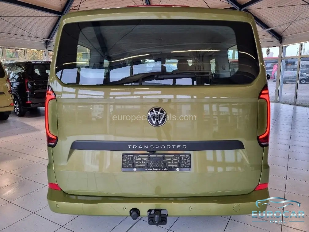 Volkswagen T7 Kombi
