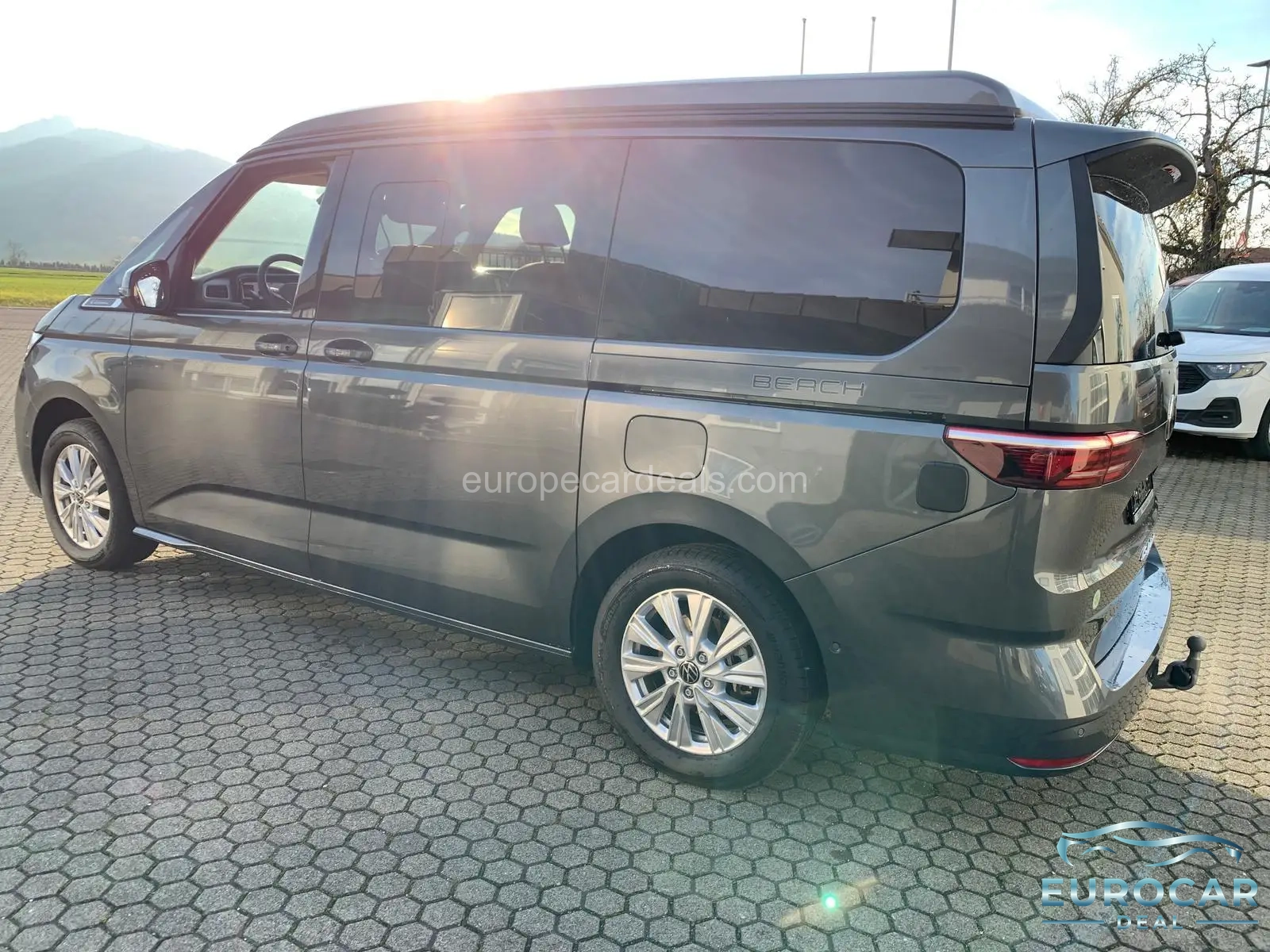Volkswagen T7 California