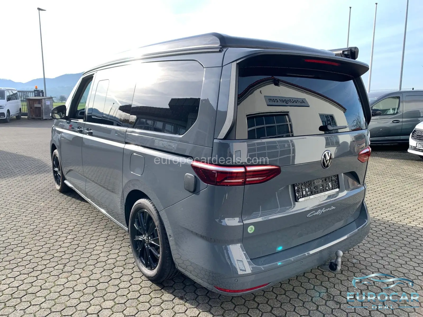Volkswagen T7 California