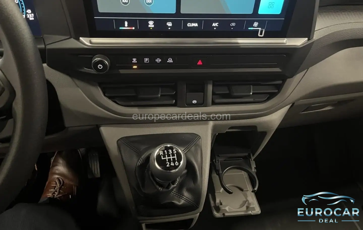 Volkswagen T7 Transporter