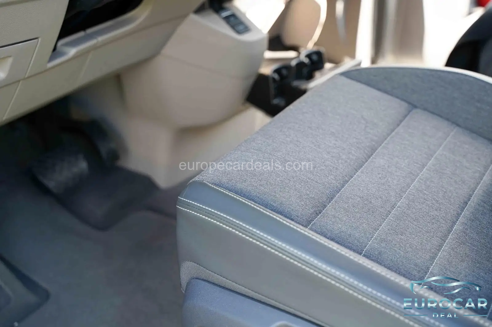 Volkswagen T7 California