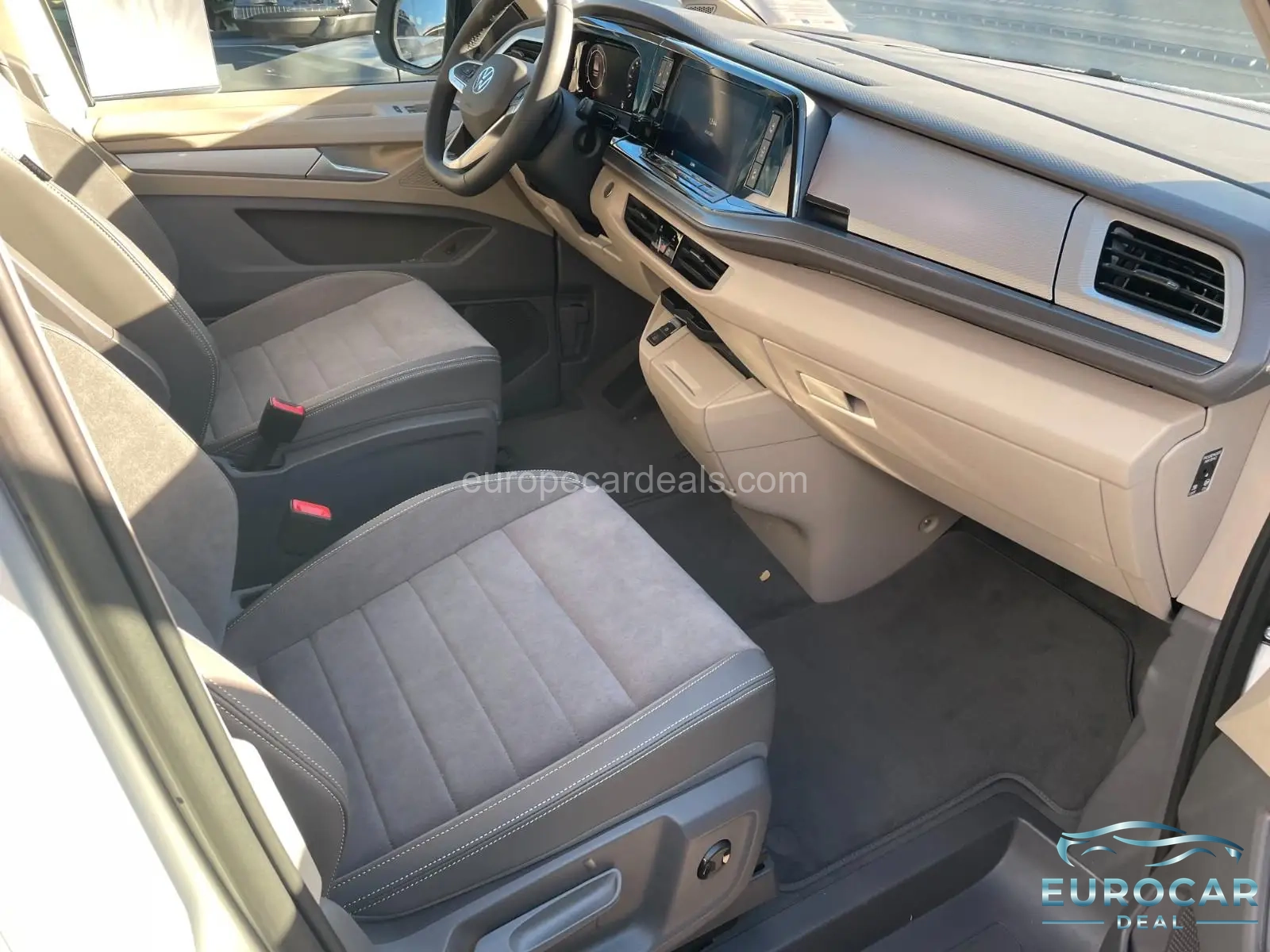 Volkswagen T7 California
