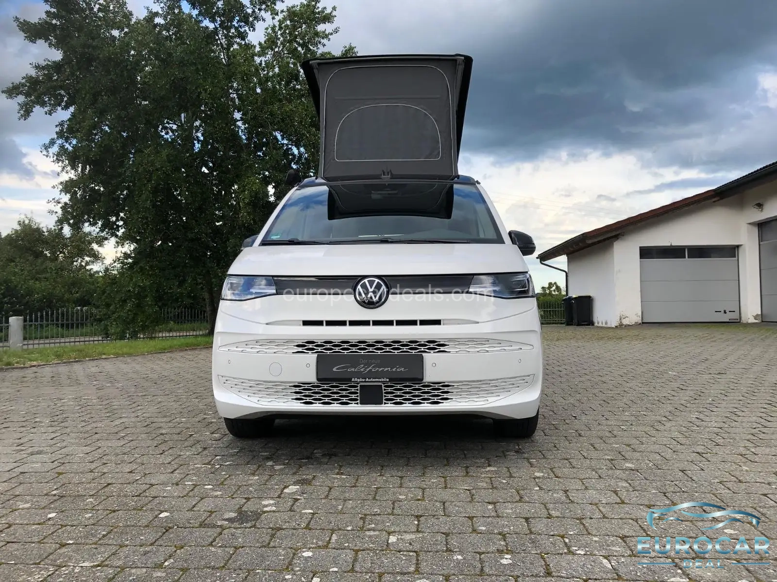 Volkswagen T7 California