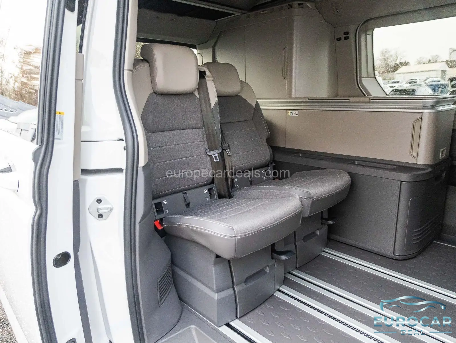 Volkswagen T7 California