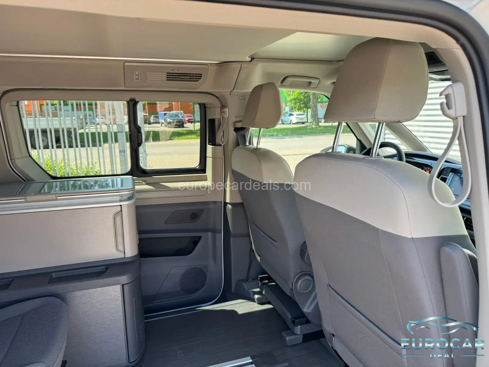 Volkswagen T7 California
