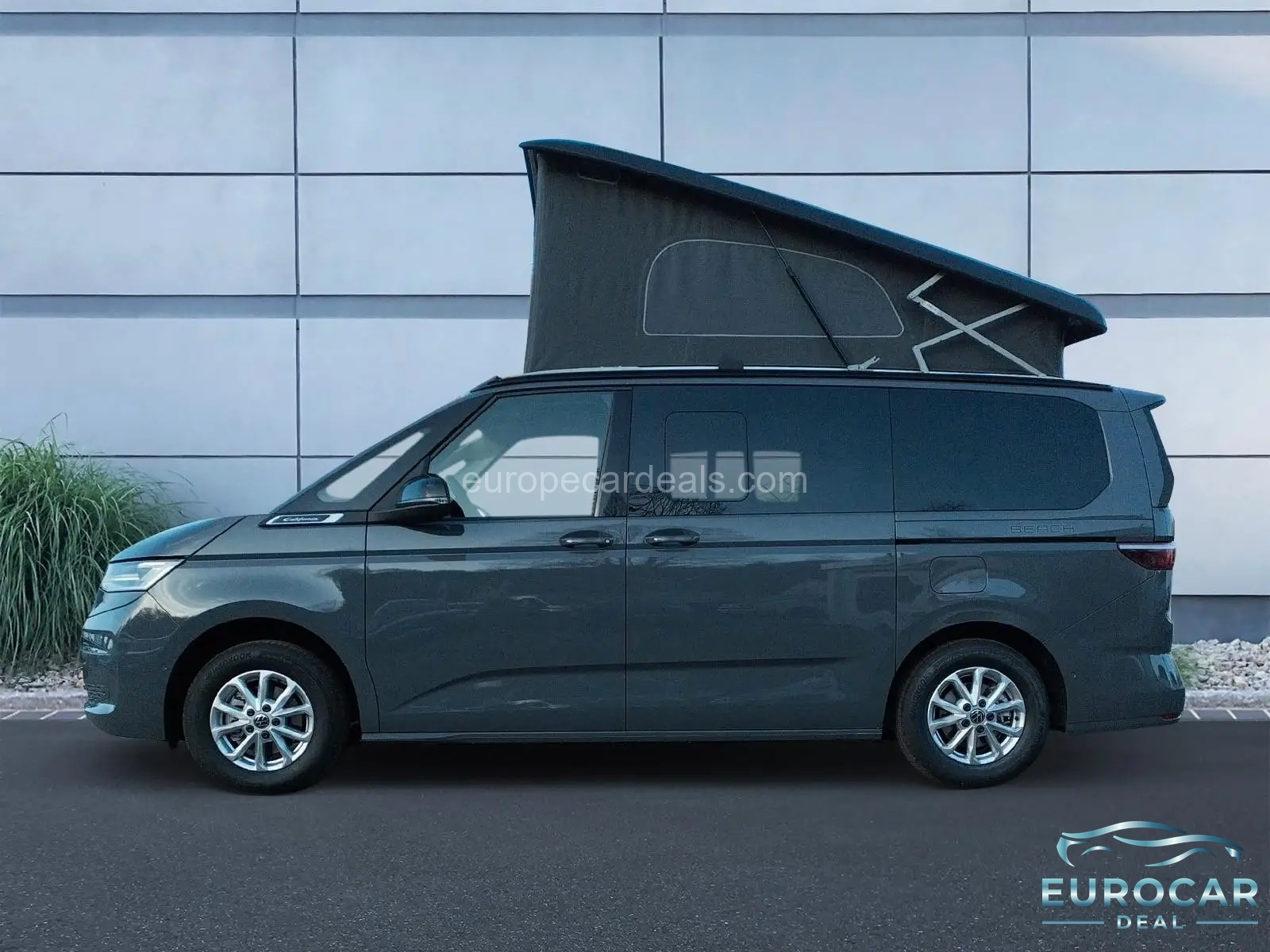 Volkswagen T7 California