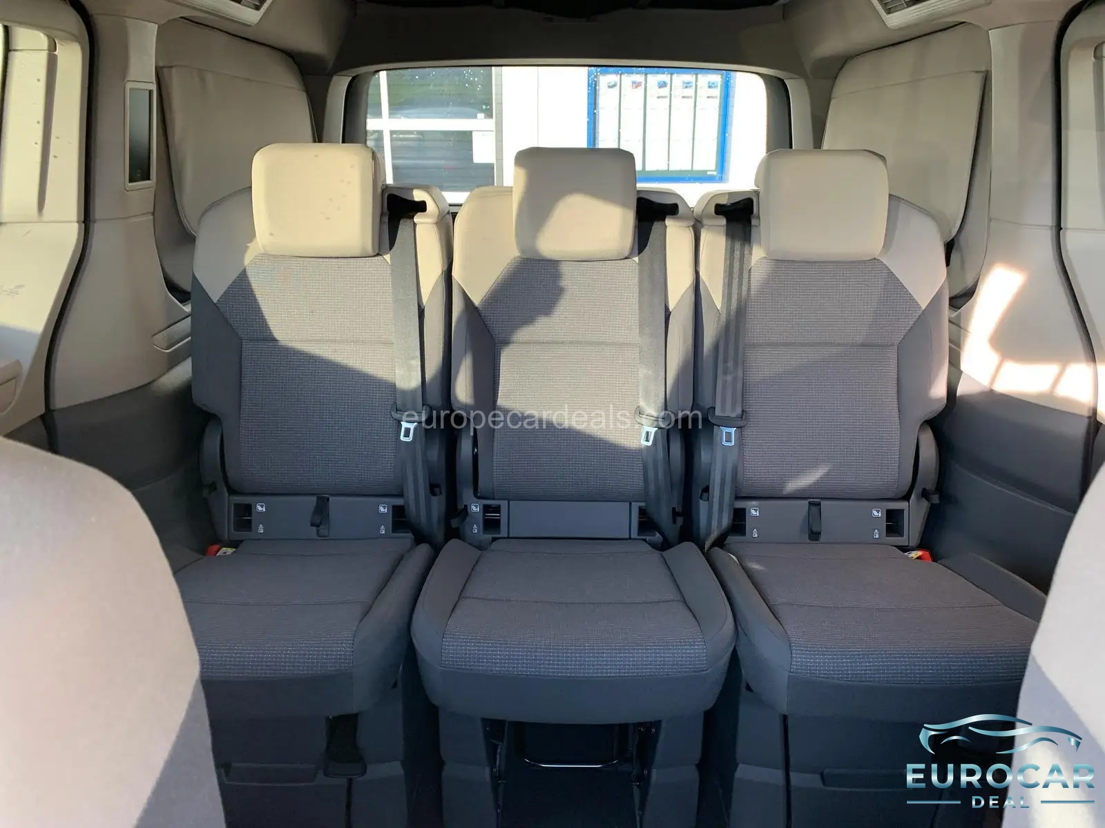 Volkswagen T7 California
