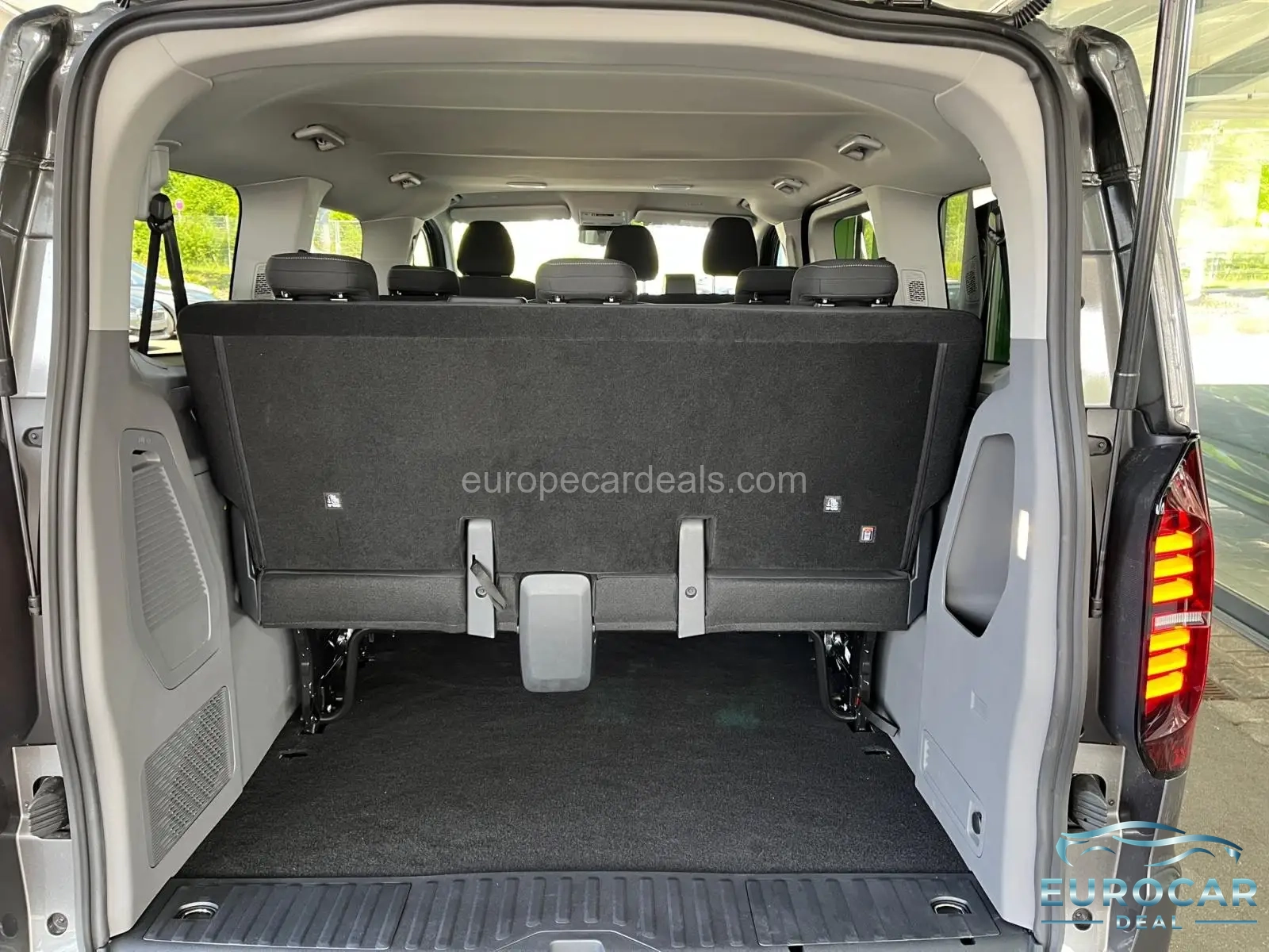 Volkswagen T7 Caravelle