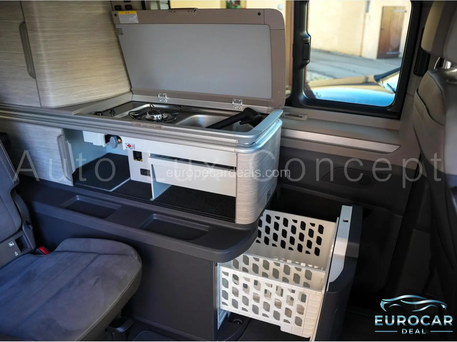Volkswagen T7 California