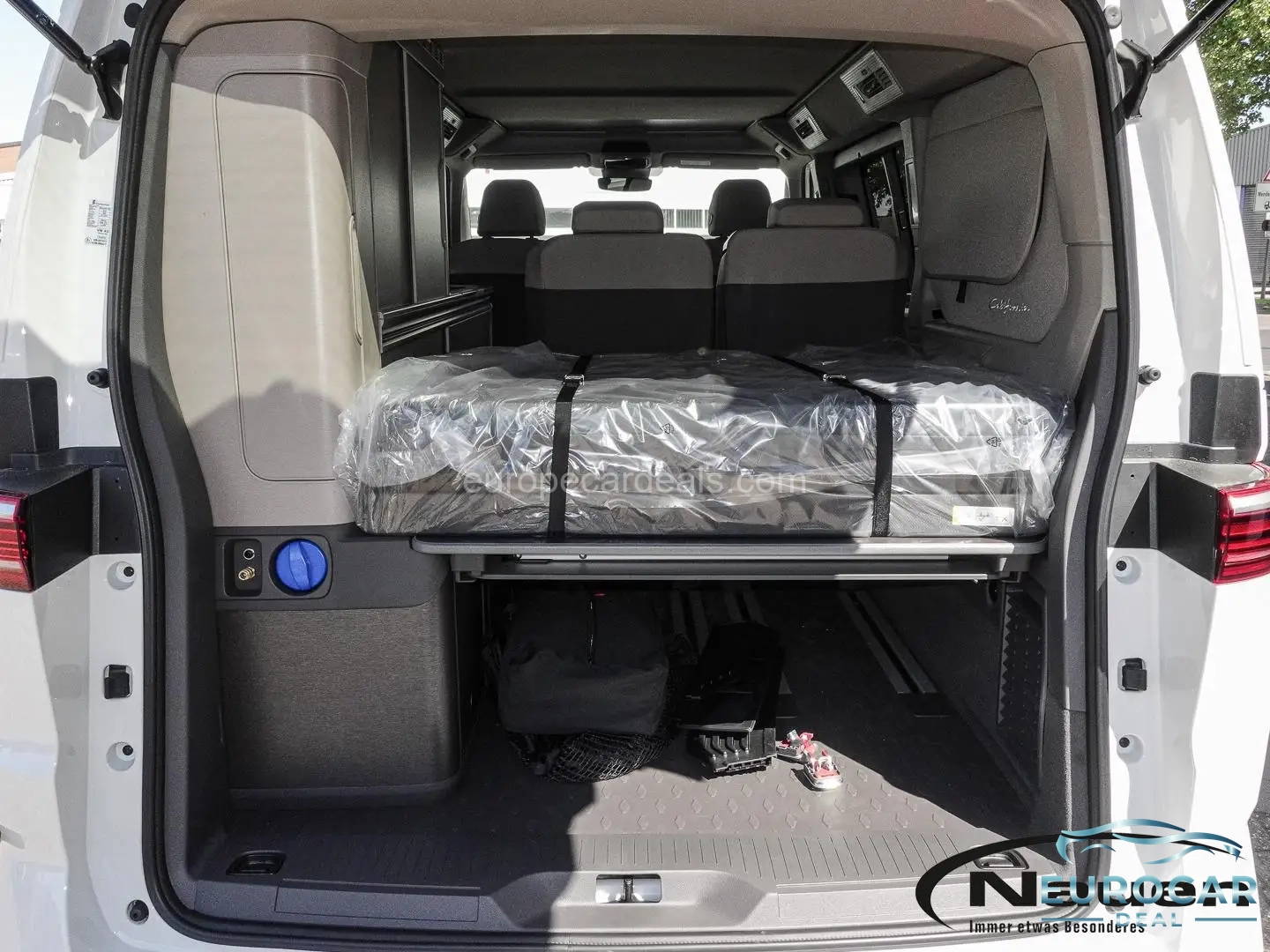Volkswagen T7 California