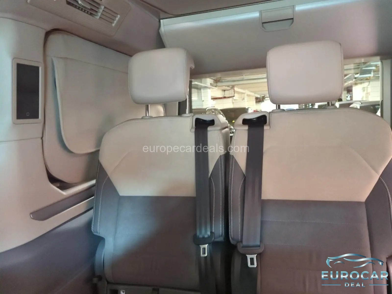 Volkswagen T7 California