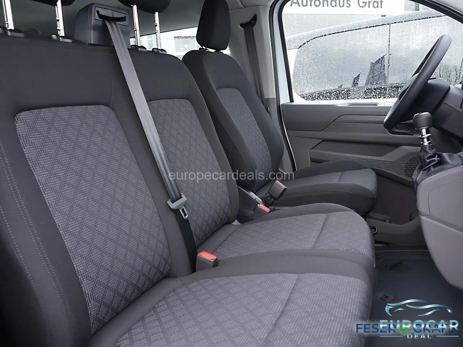 Volkswagen T7 Kombi