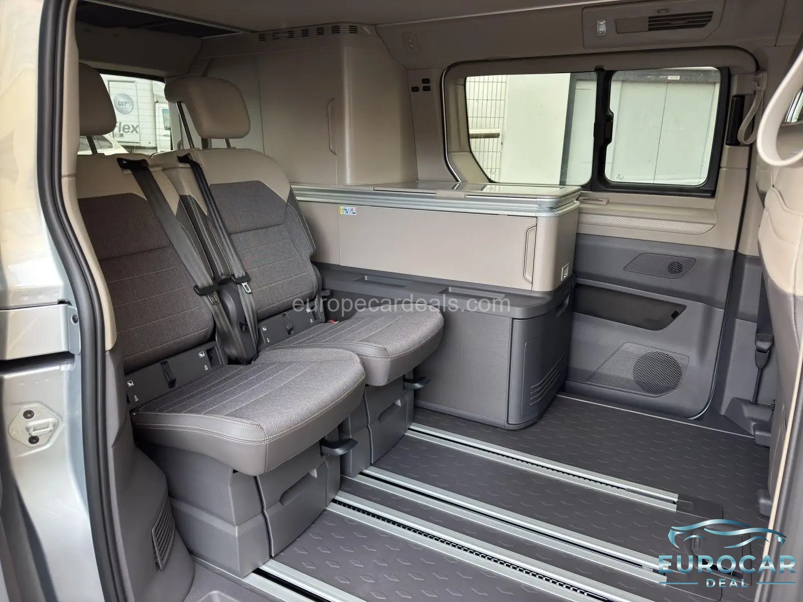 Volkswagen T7 California