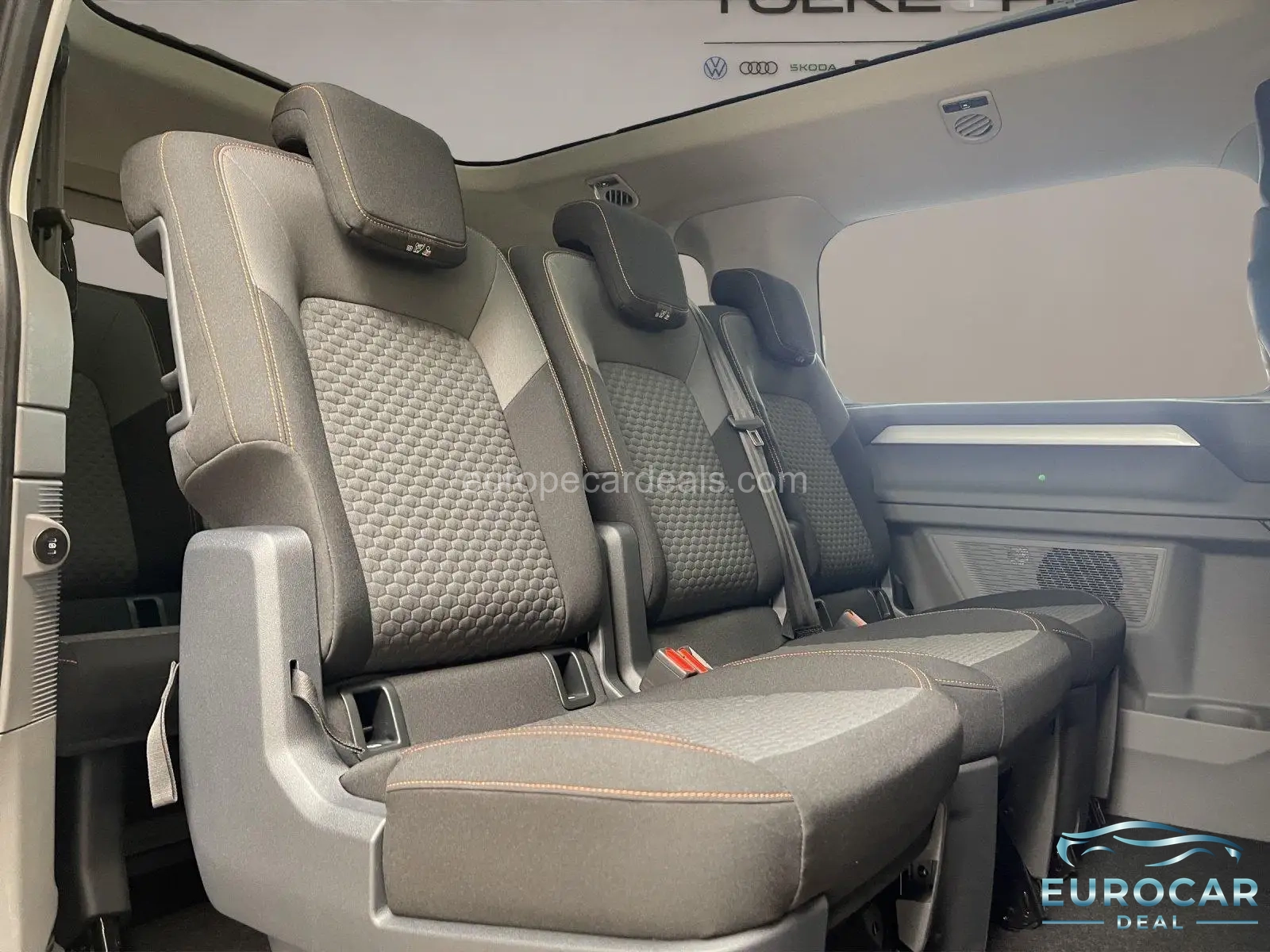 Volkswagen T7 Caravelle