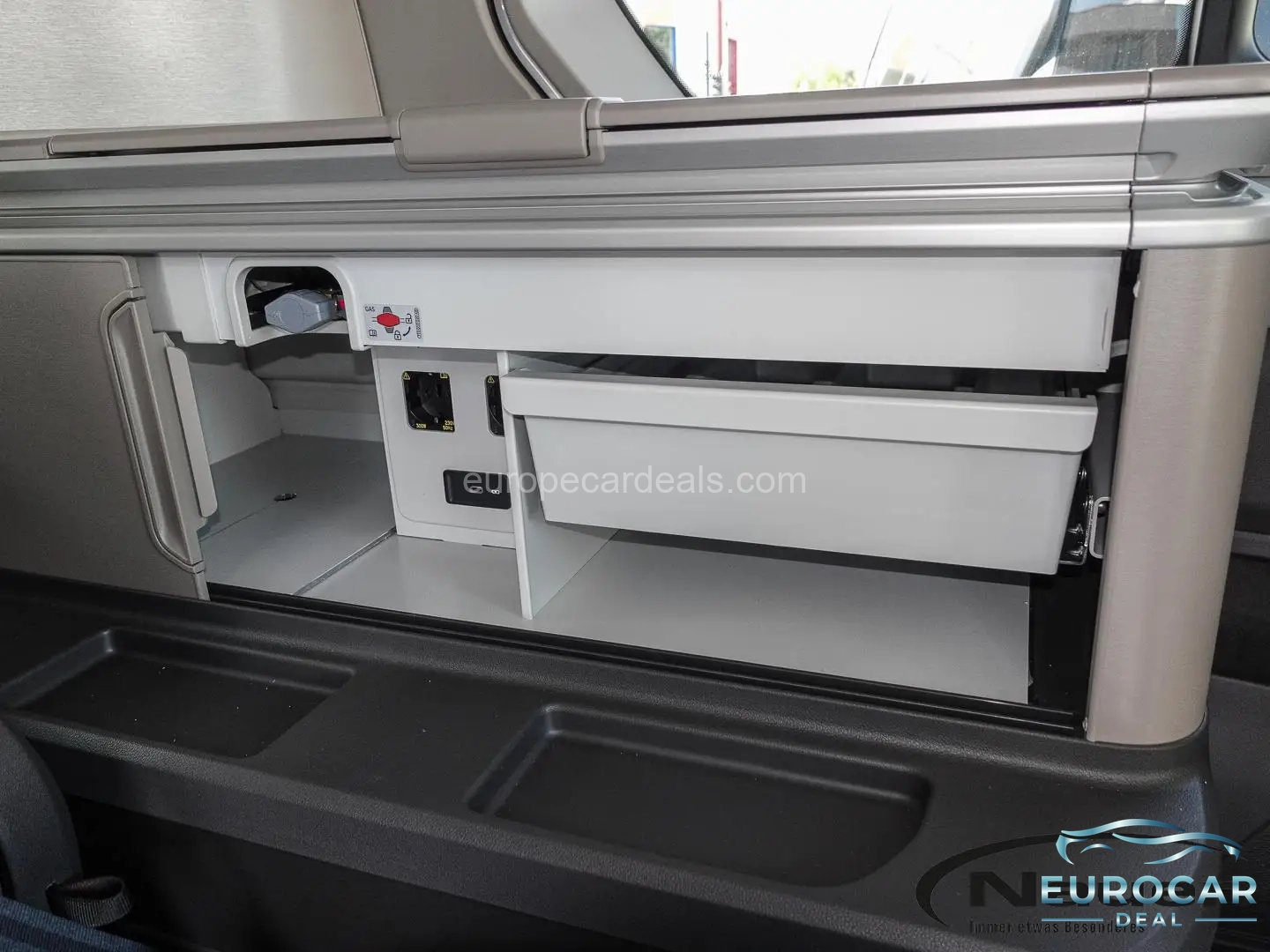 Volkswagen T7 California