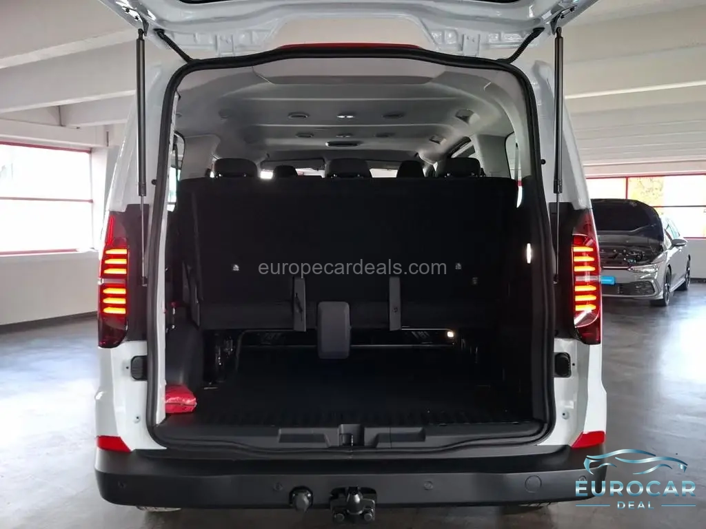 Volkswagen T7 Transporter