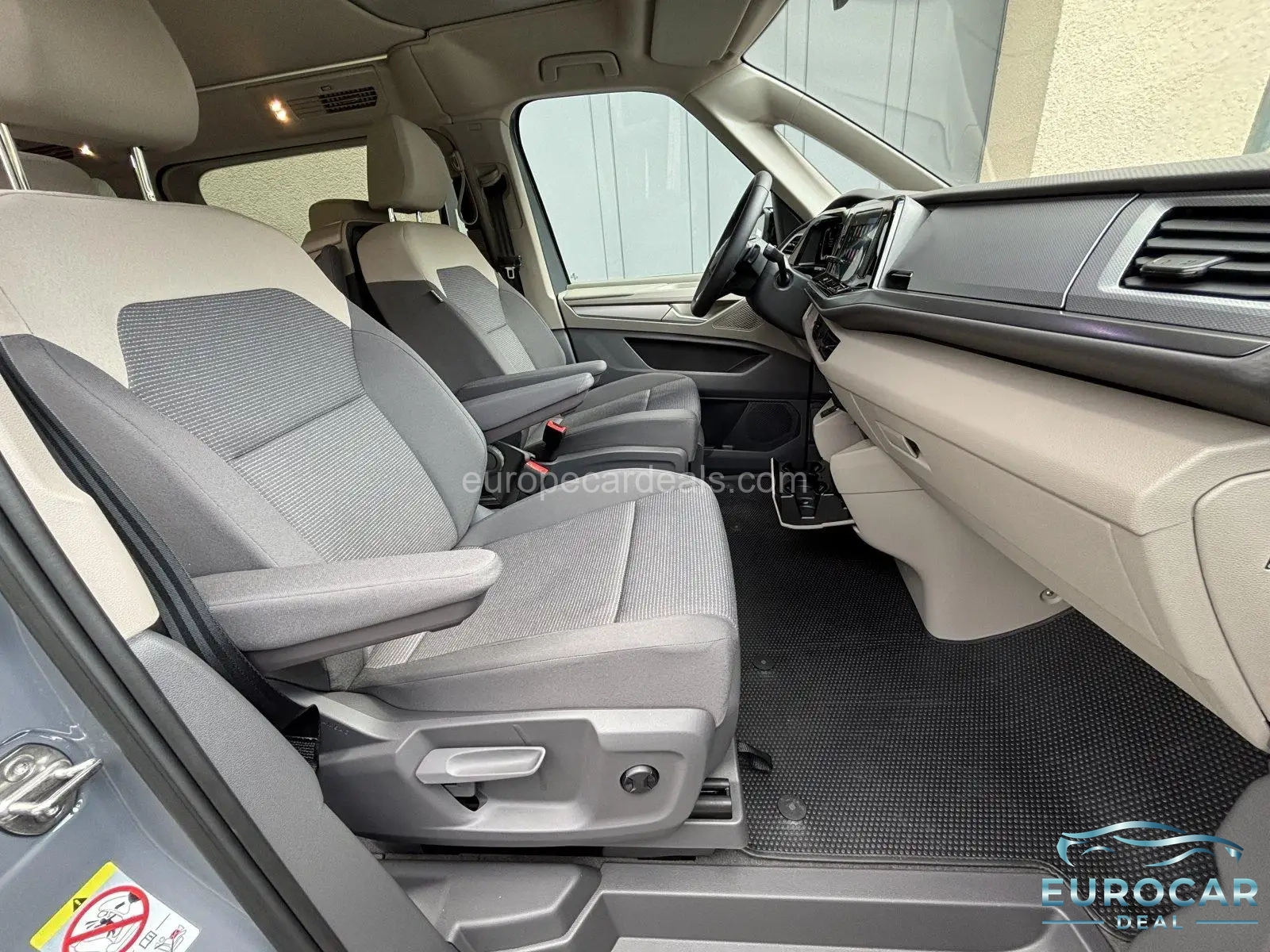 Volkswagen T7 California
