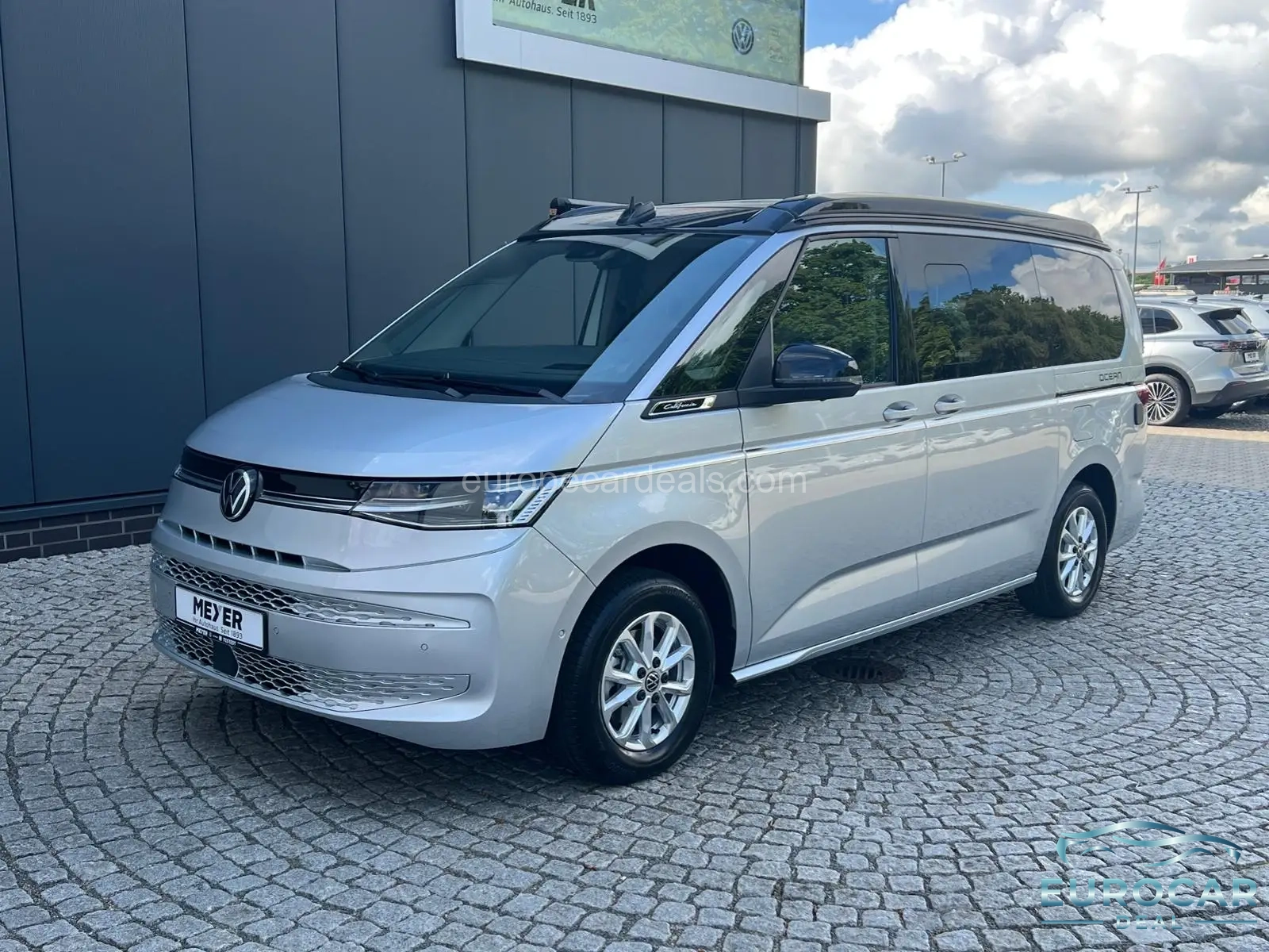Volkswagen T7 California