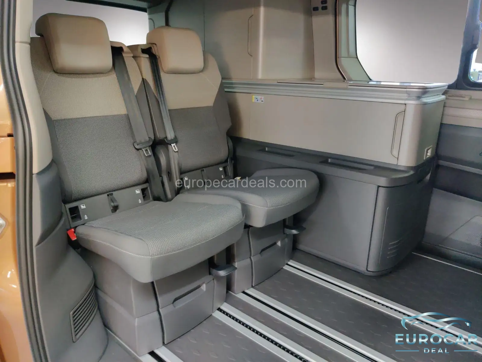 Volkswagen T7 California