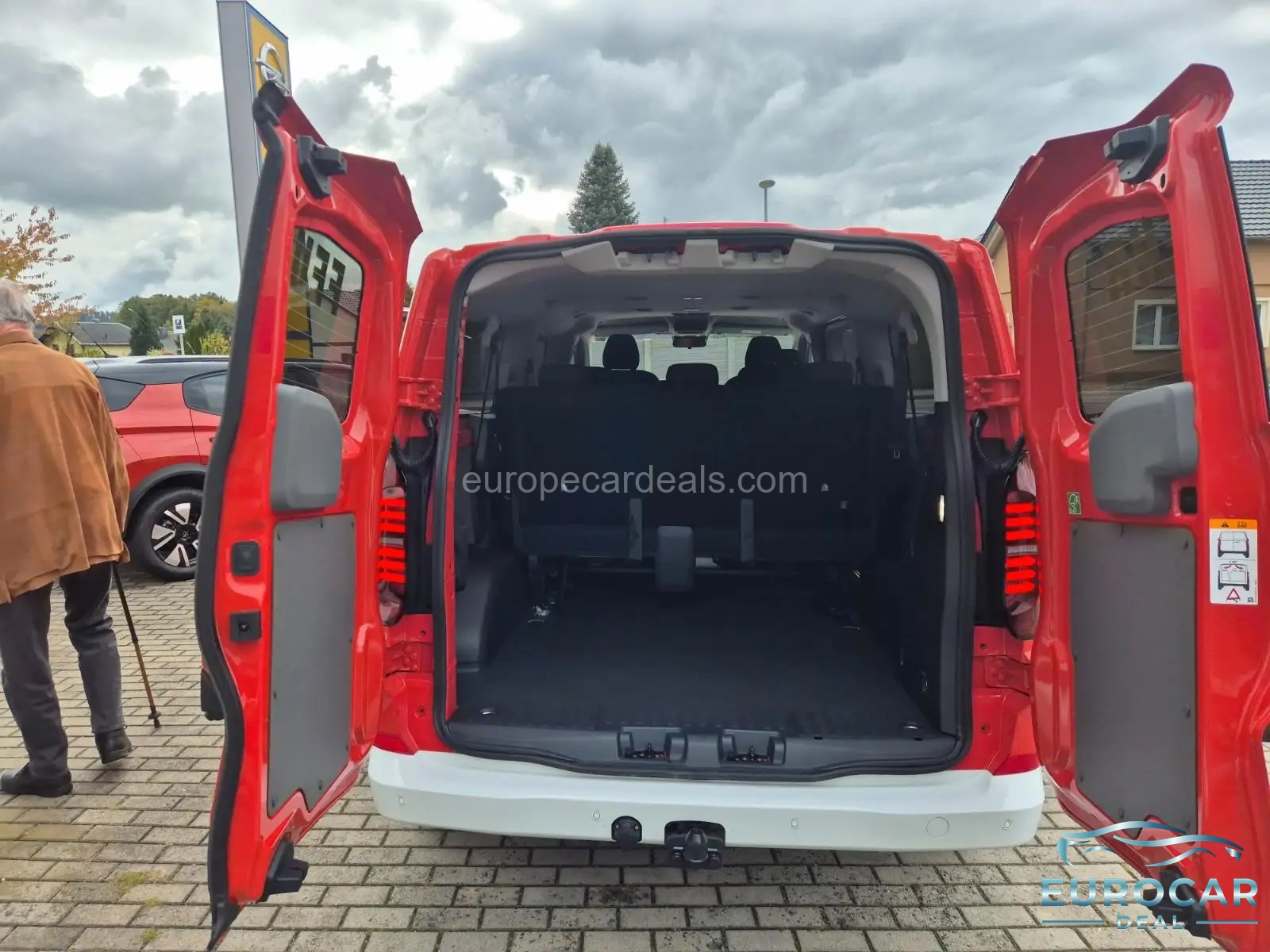 Volkswagen T7 Kombi