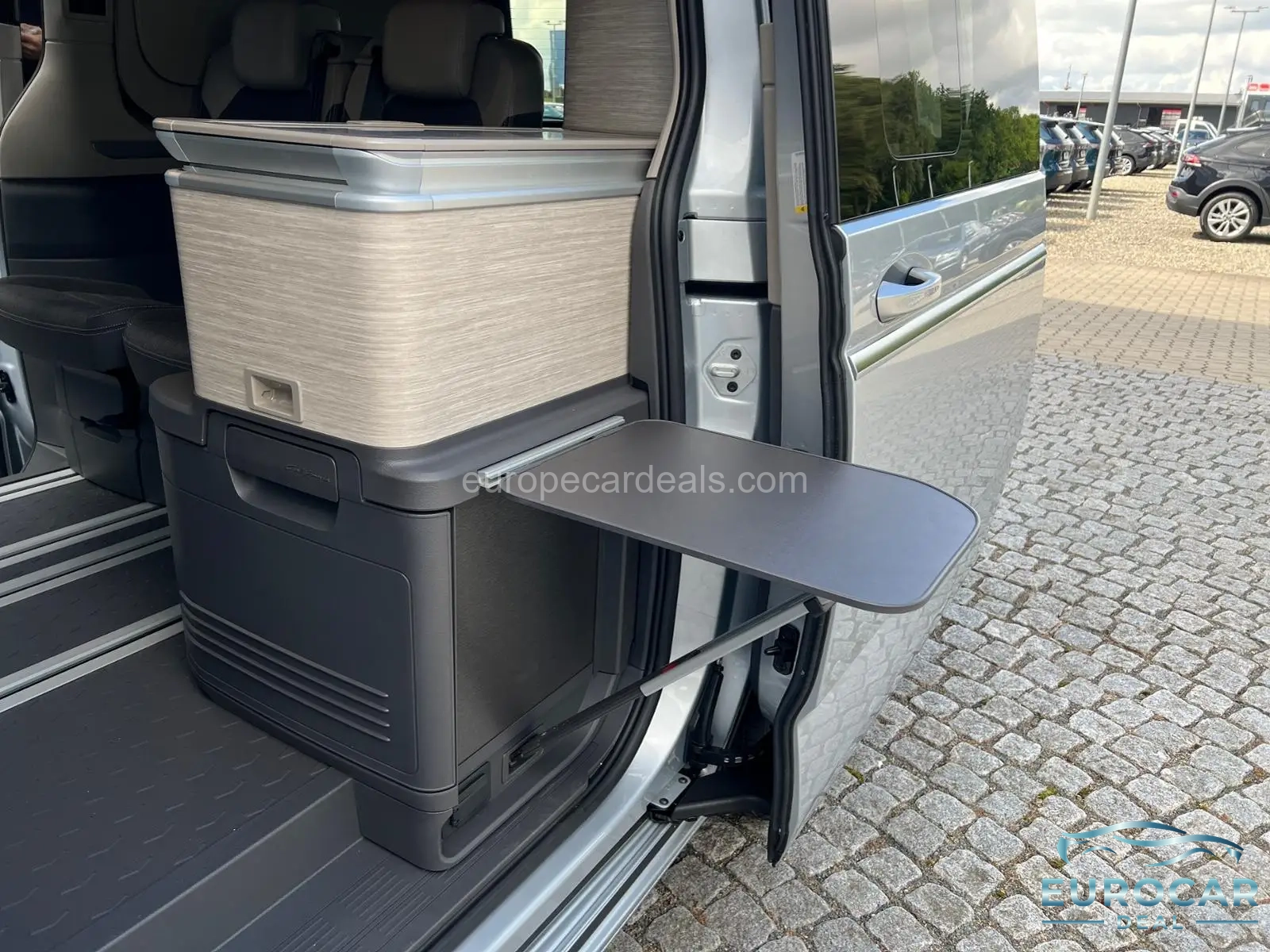 Volkswagen T7 California