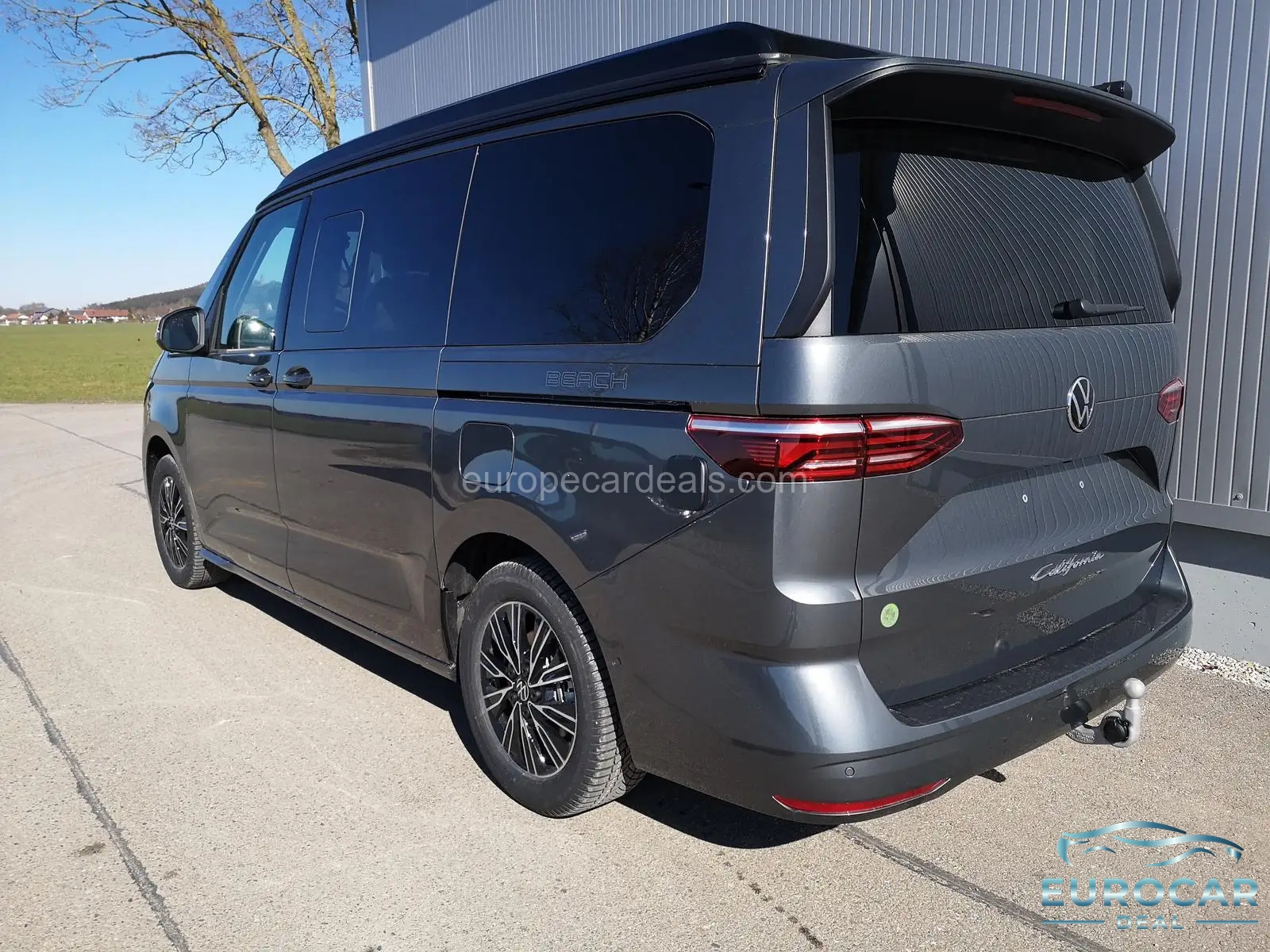 Volkswagen T7 California