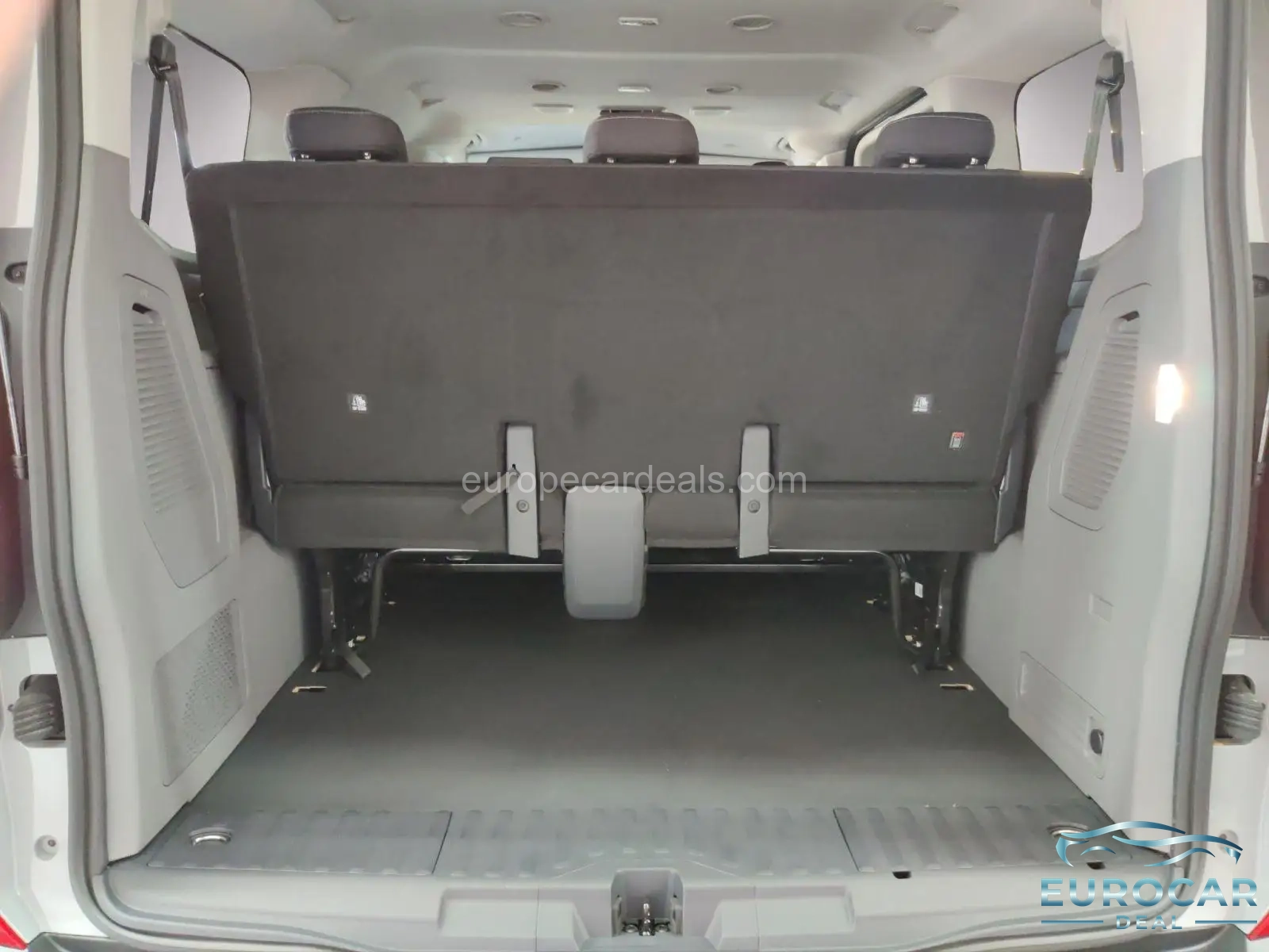 Volkswagen T7 Caravelle