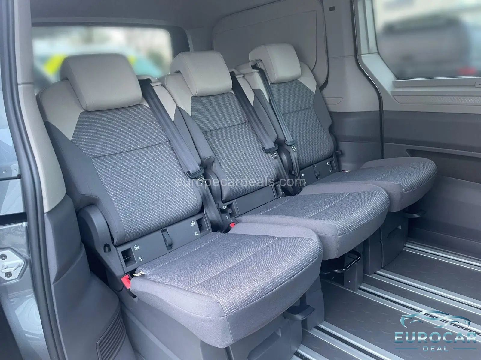 Volkswagen T7 California