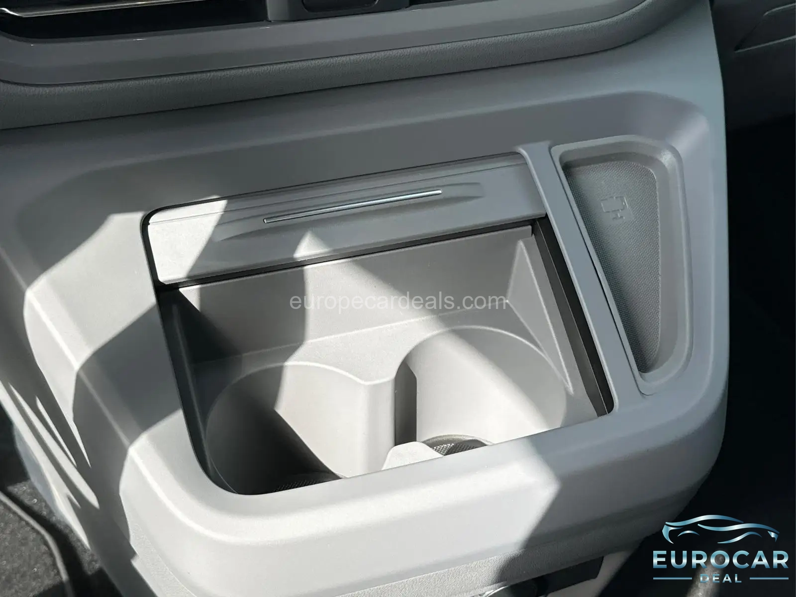 Volkswagen T7 Caravelle