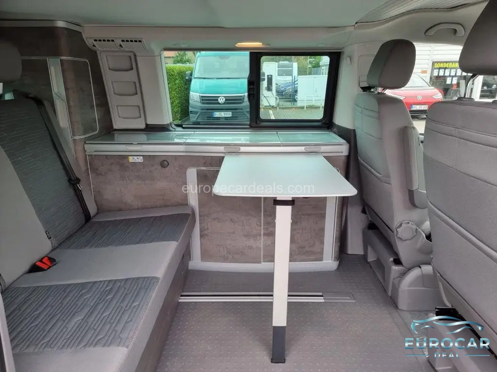 Volkswagen T7 California