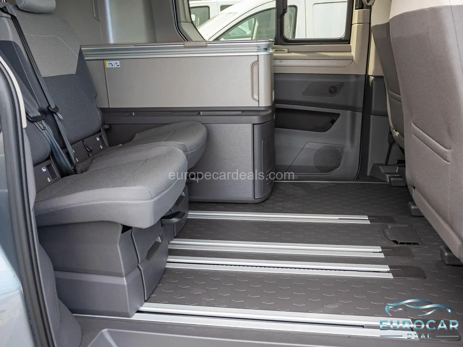 Volkswagen T7 California